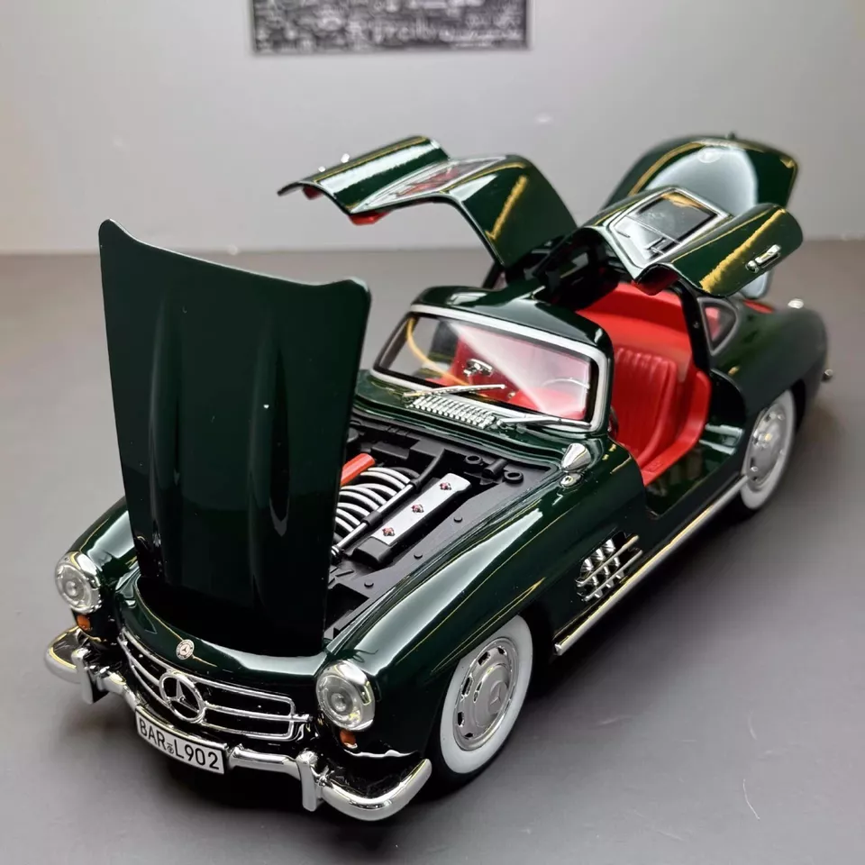 Metal Car Model - Benz 300 SL 1：24 8inch 20cm  - Free Shipping