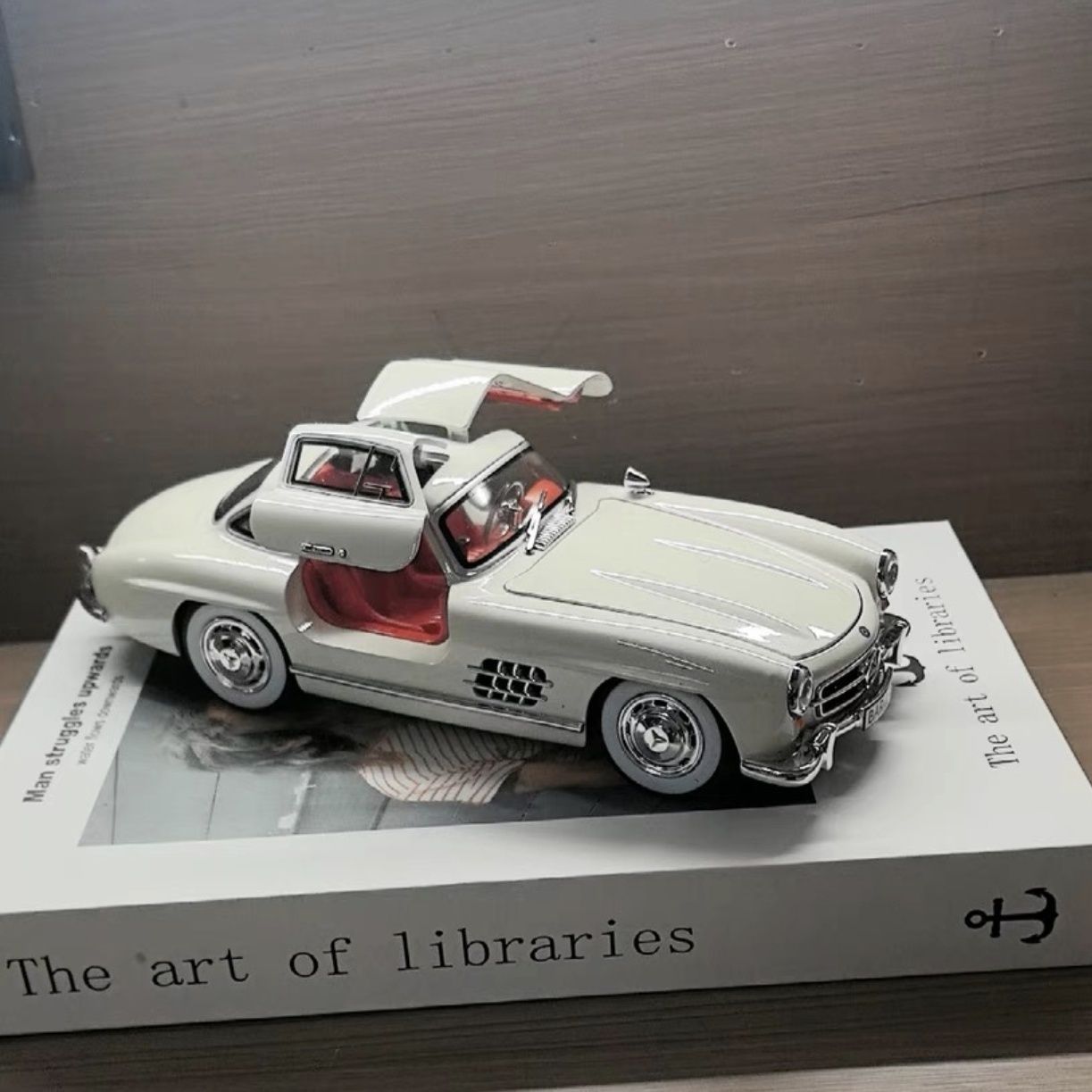 Metal Car Model - Benz 300 SL 1：24 8inch 20cm  - Free Shipping